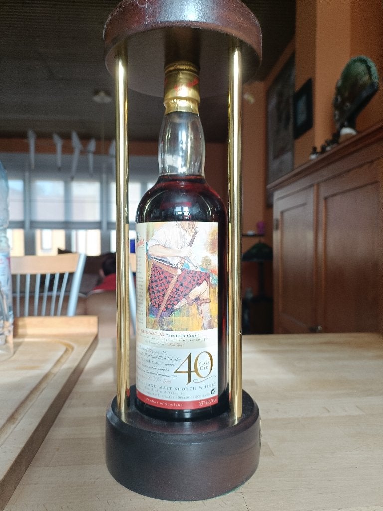 Glenfarclas 40 years old Scottish Classic, Collections, Vins, Autres régions, Enlèvement ou Envoi, Pleine, Comme neuf