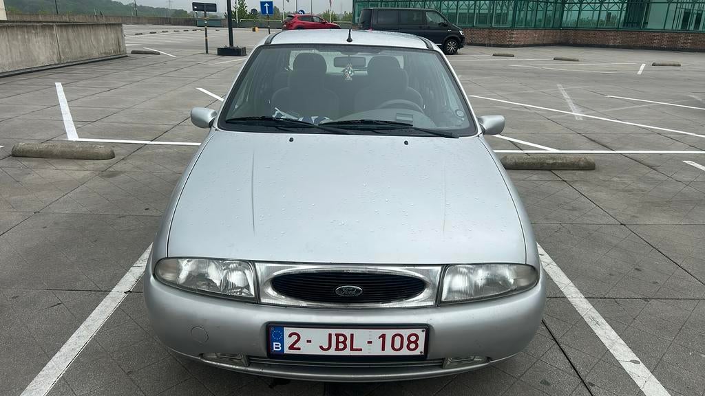 Ford Fiesta Ghia, Auto diversen, Autoradio's, Ophalen, Gebruikt