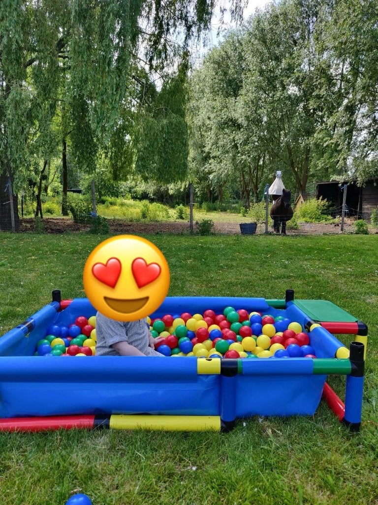 Klein zwembad/ ballenbad Quadro + ballen te koop, Ophalen, Gebruikt, Opzetzwembad, Minder dan 80 cm