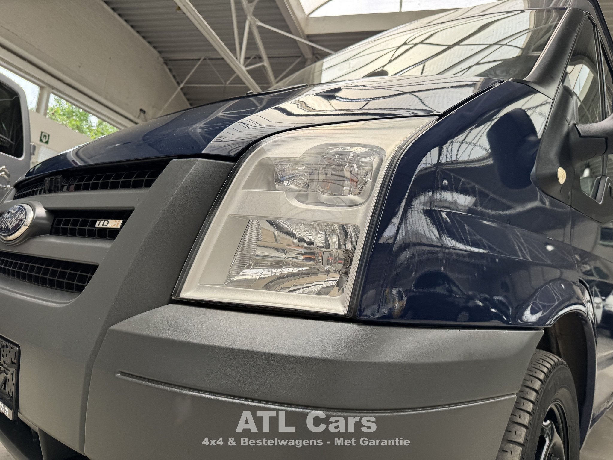 Ford Transit Mindervalidevervoer | Lift | Plafond Aicro |, Auto's, Voorwielaandrijving, 4 deurs, Gebruikt, 4 cilinders