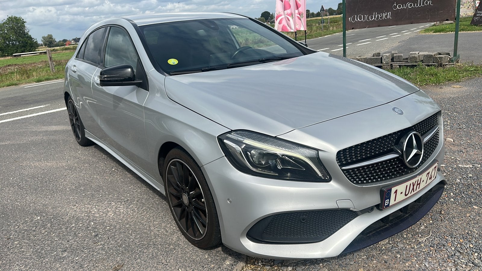 A180d 2017 Amg Line Face lift euro6b Full options, Classe A, Achat, Euro 6, Boîte manuelle