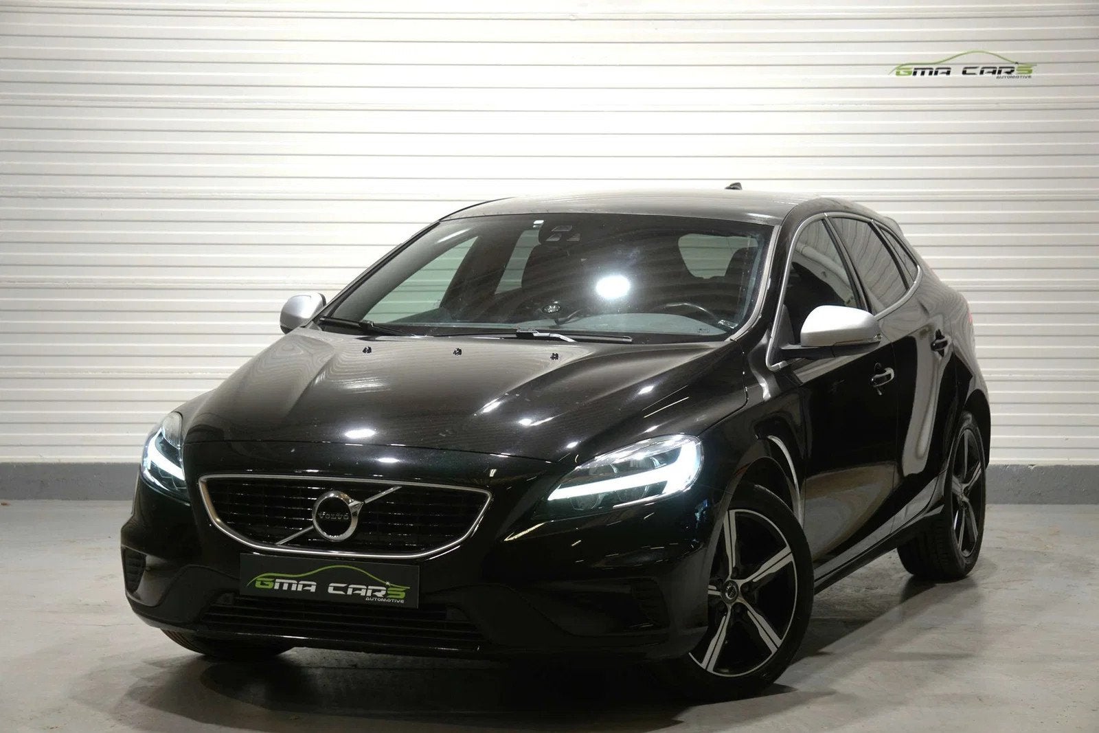 Volvo V40 V40 1.5 T3 R-Design Automaat Benzine-Airco-Navi-Pa, Auto's, Volvo, Bedrijf, Te koop, V40, ABS, Airbags, Airconditioning