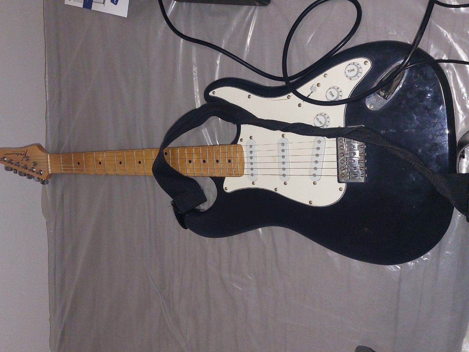 Elektrische gitaar plus Fender versterker, Muziek en Instrumenten, Snaarinstrumenten | Gitaren | Bas, Ophalen, Elektrisch