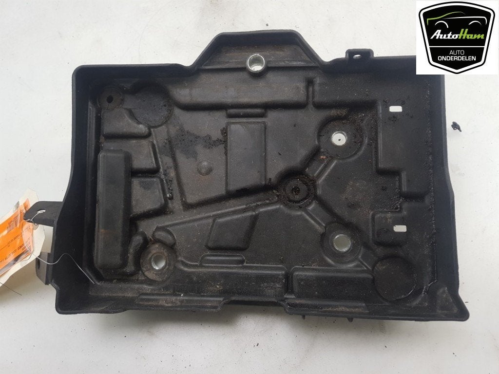 BAC A BATTERIE Giulietta (940) (|50511024|51828595|), Stellantis Europe S.p.A, IPC D1-09 Bahnhofsplatz
65423  Rüsselsheim am Main, DE