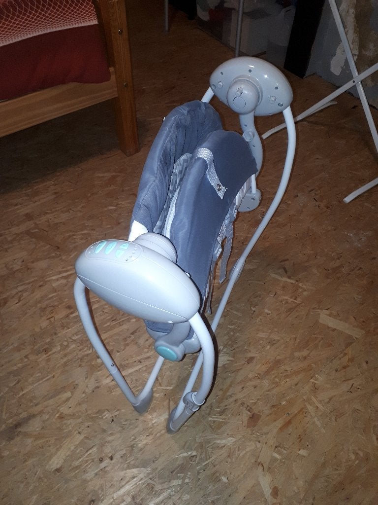 Balancelle électrique - Pliable et musicale - Excellent état, Enfants & Bébés, Enlèvement, Utilisé