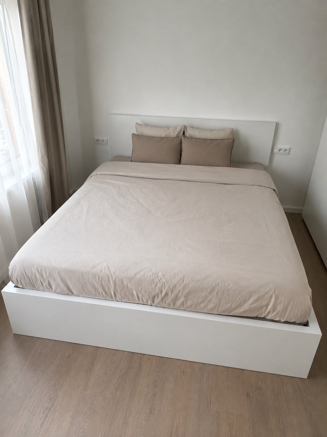 Lit ikea bonne état 180/200, Maison & Meubles, Enlèvement, Comme neuf