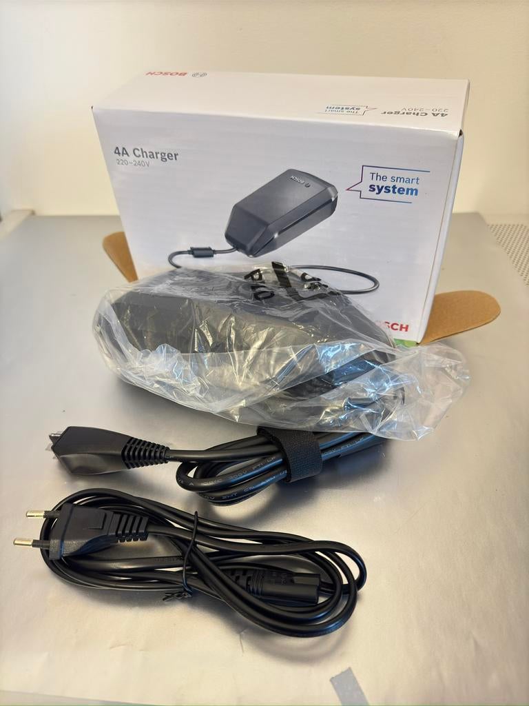 Nouveau chargeur Bosch SMART 4A, Vélos & Vélomoteurs, Enlèvement ou Envoi, Neuf