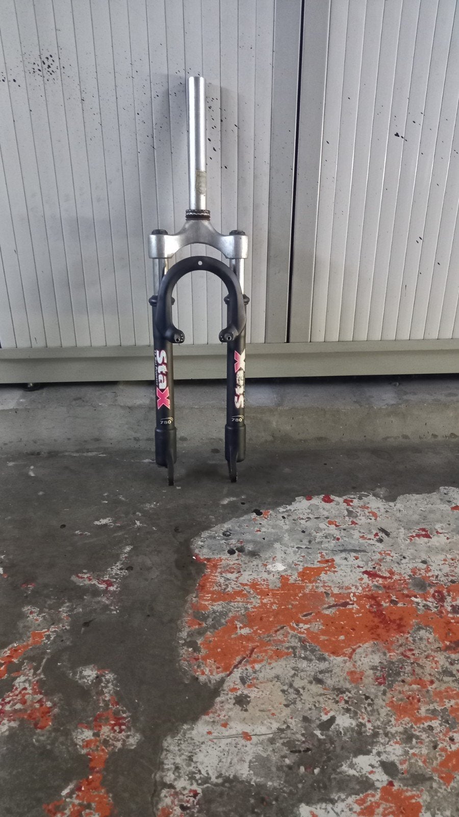 une fourche pour vélo 26pouces ( très peu utilisé), Ophalen of Verzenden
