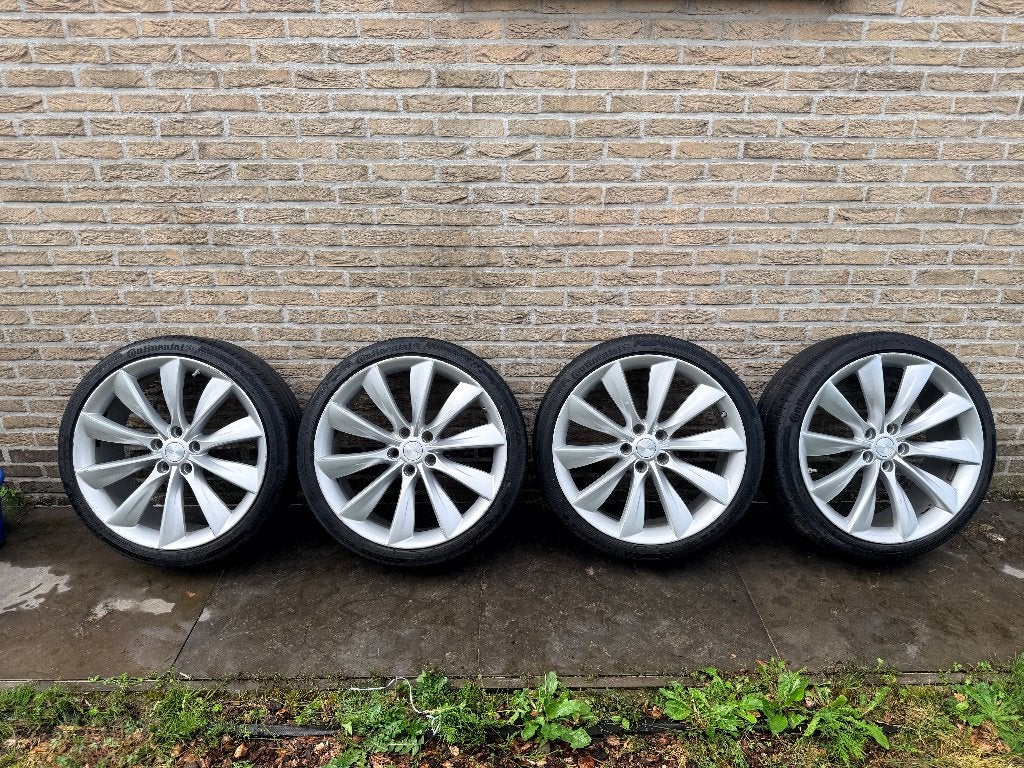 Tesla Model S Originele 21" Turbine zomerset - Continental, Auto-onderdelen, Banden en Velgen, Band(en), Zomerbanden, 21 inch