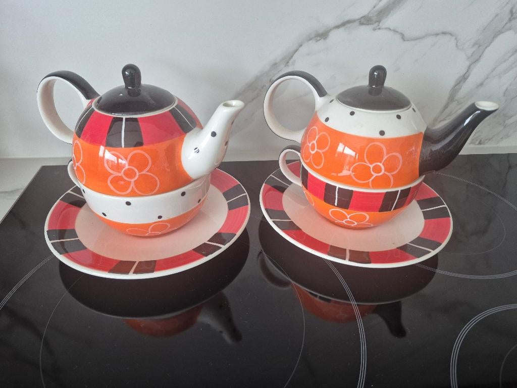 Tea-for-one / Theepot Met Kopje, Huis en Inrichting, Ophalen, Zo goed als nieuw