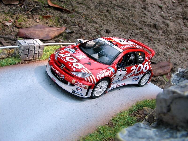 Peugeot 206 WRC #2 Thiry European Rally Champion 2003, Enlèvement ou Envoi, Comme neuf, Voiture, Autres marques