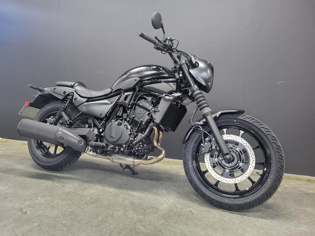 2026 Kawasaki Eliminator 500 SE (4j garantie, ...), Motoren, 2 cilinders, Chopper, Bedrijf, 12 t/m 35 kW