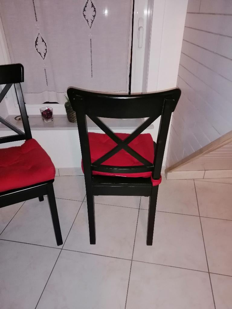 IKEA zwarte stoelen (hout/10x), Huis en Inrichting, Stoelen, Ophalen, Gebruikt, Zwart, IKEA