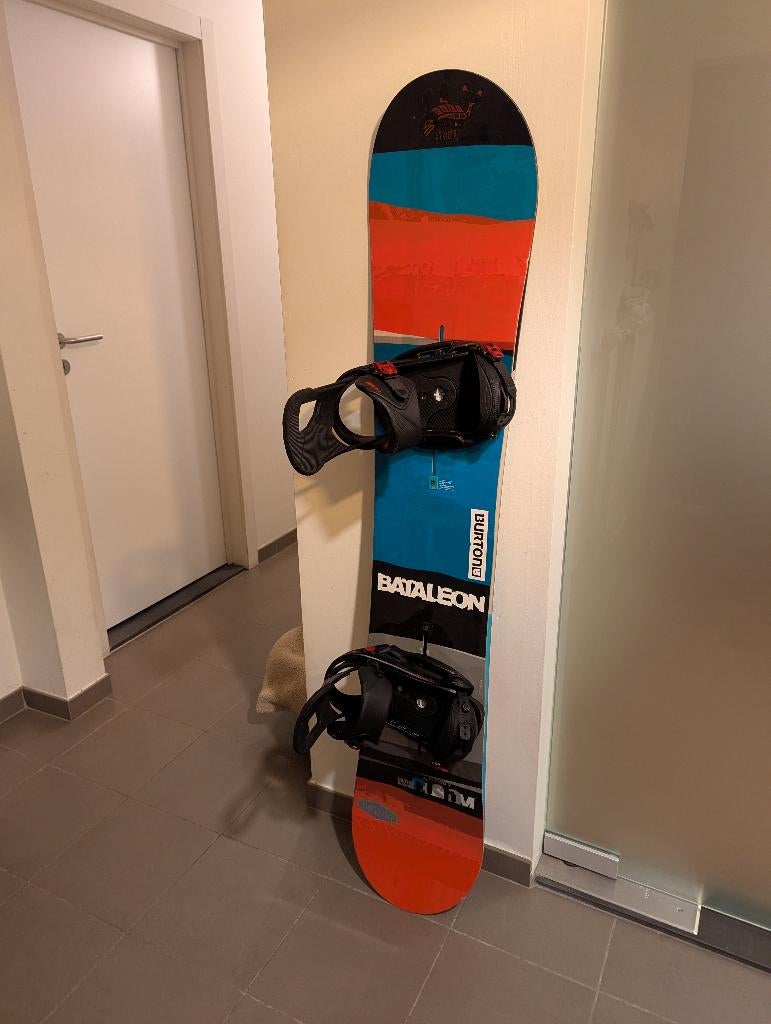 BURTON SNOWBOARD Flying V 162W, Burton CARTEL Binding, Enlèvement, Utilisé, Planche