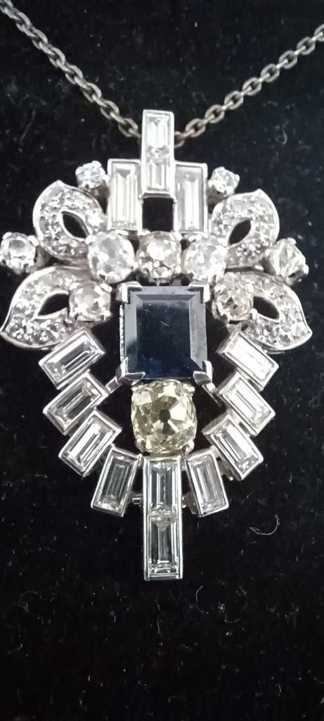 Art-deco ,Hanger en broche .18k PT,, Handtassen en Accessoires, Broches, Zo goed als nieuw, Goud, Zilver, 4 tot 7 cm, Met edelsteen