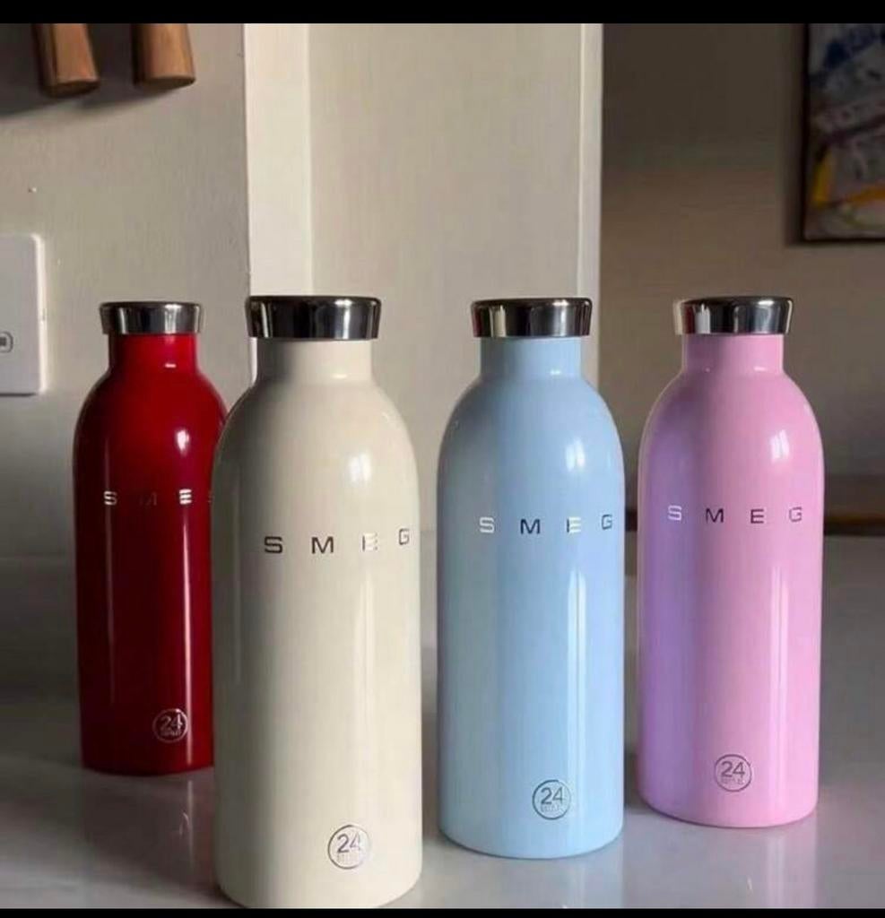 30€ smeg thermo 500 ml per nieuw stuk, Ophalen, Zo goed als nieuw