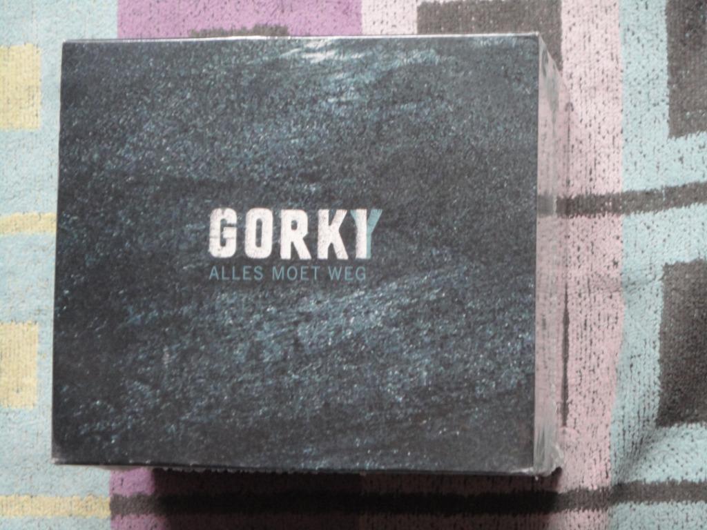 10 cd box  - Gorki -  Alles Moet weg  - Gorky, Enlèvement ou Envoi