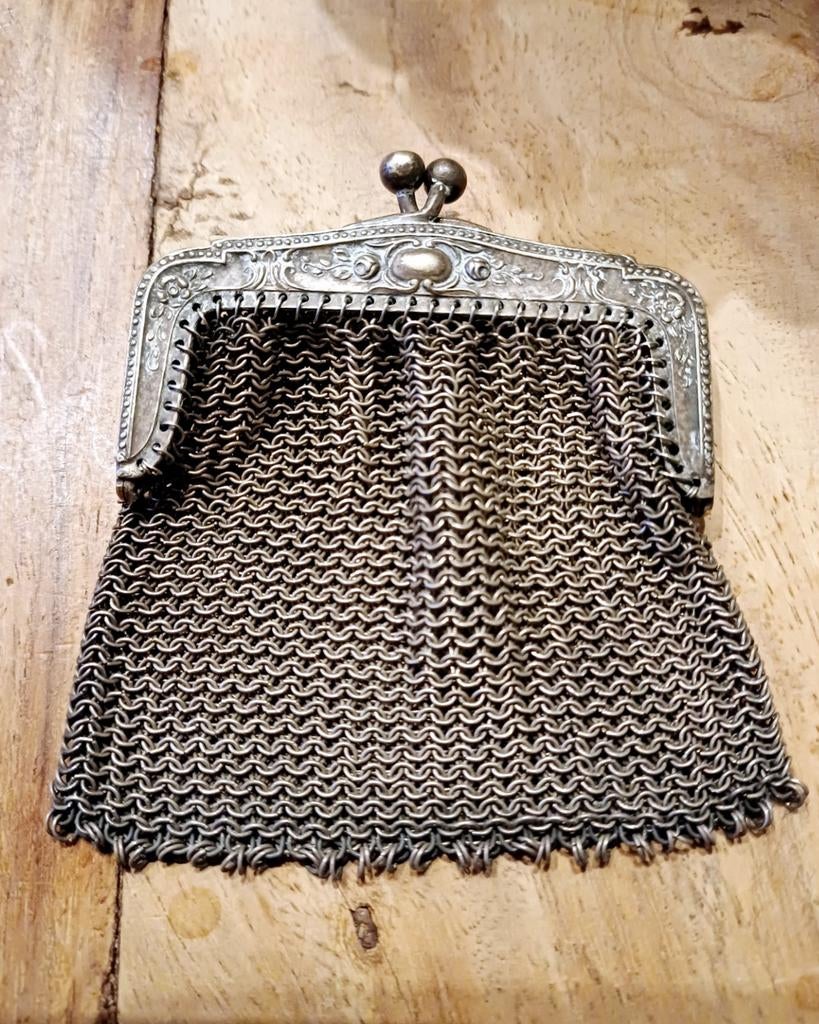 Prachtige, kleine, antieke portemonnee, Antiek en Kunst, Ophalen of Verzenden