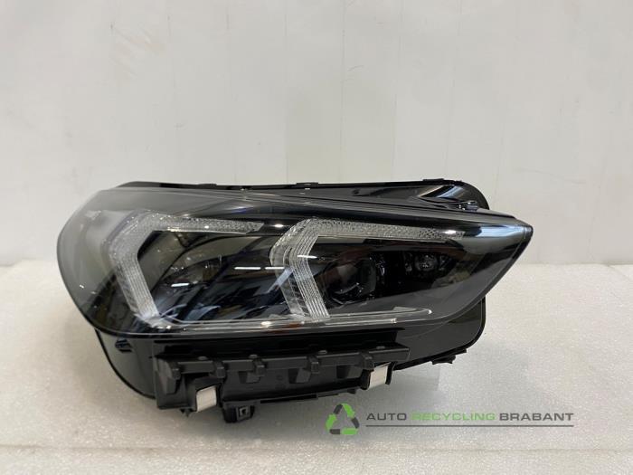 Phare droit d'un BMW X1, -, 3 mois de garantie, Utilisé, -