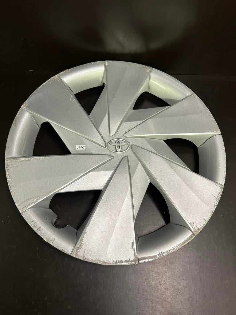 1 enjoliveur Toyota aygo yaris corolla verso 15", Enlèvement ou Envoi, Utilisé