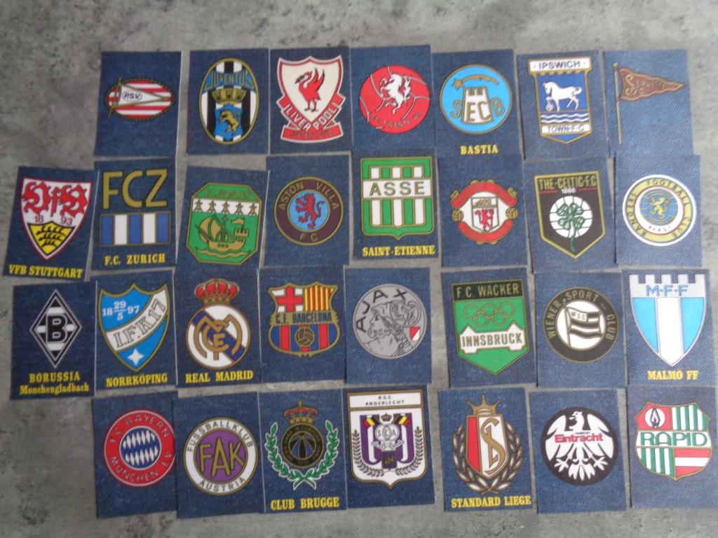EMBLEMES DE FOOT COUPE DU MONDE 1978 VELOURS 30X ETAT NEUF, Enlèvement ou Envoi