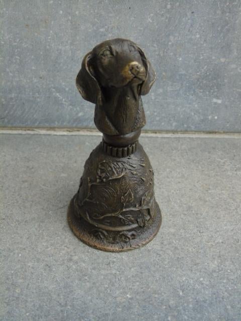 clochette de table en bronze signé, un chien, Enlèvement ou Envoi, Bronze