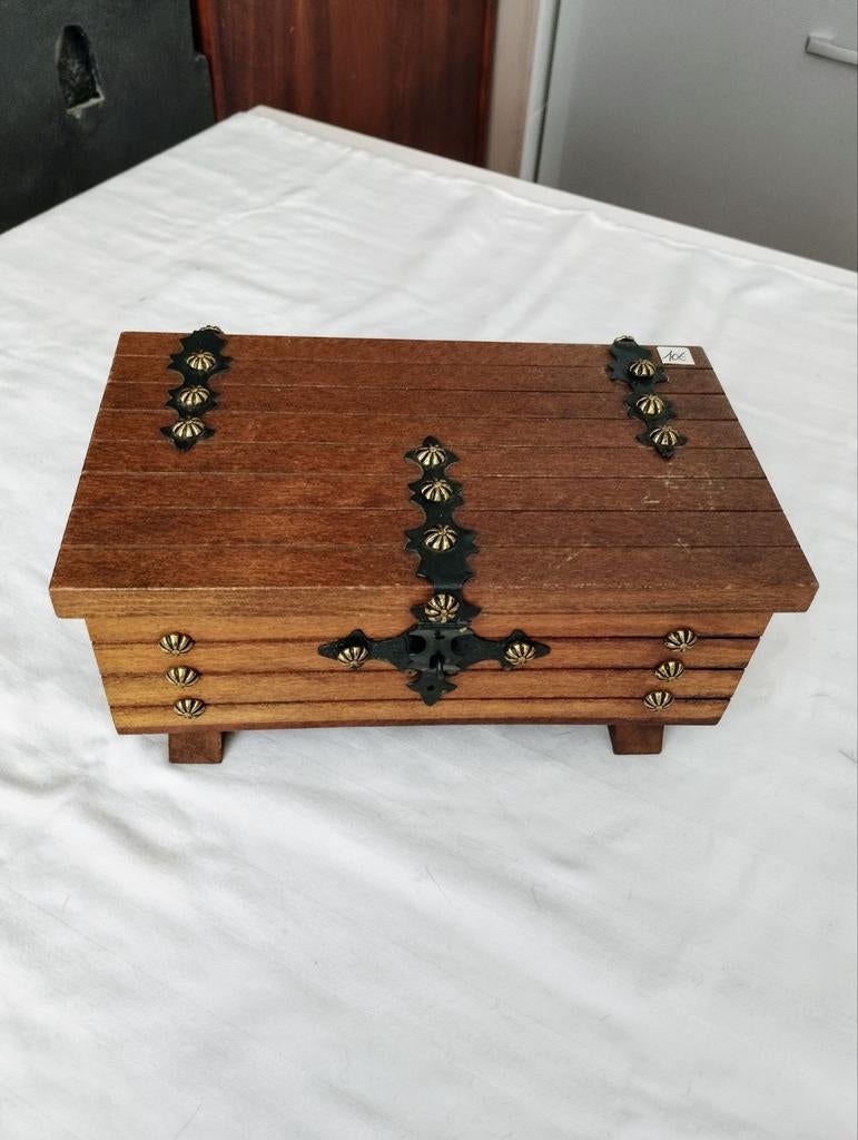 BOITE A BIJOUX EN BOIS 23 X 13 CM, Enlèvement, Comme neuf