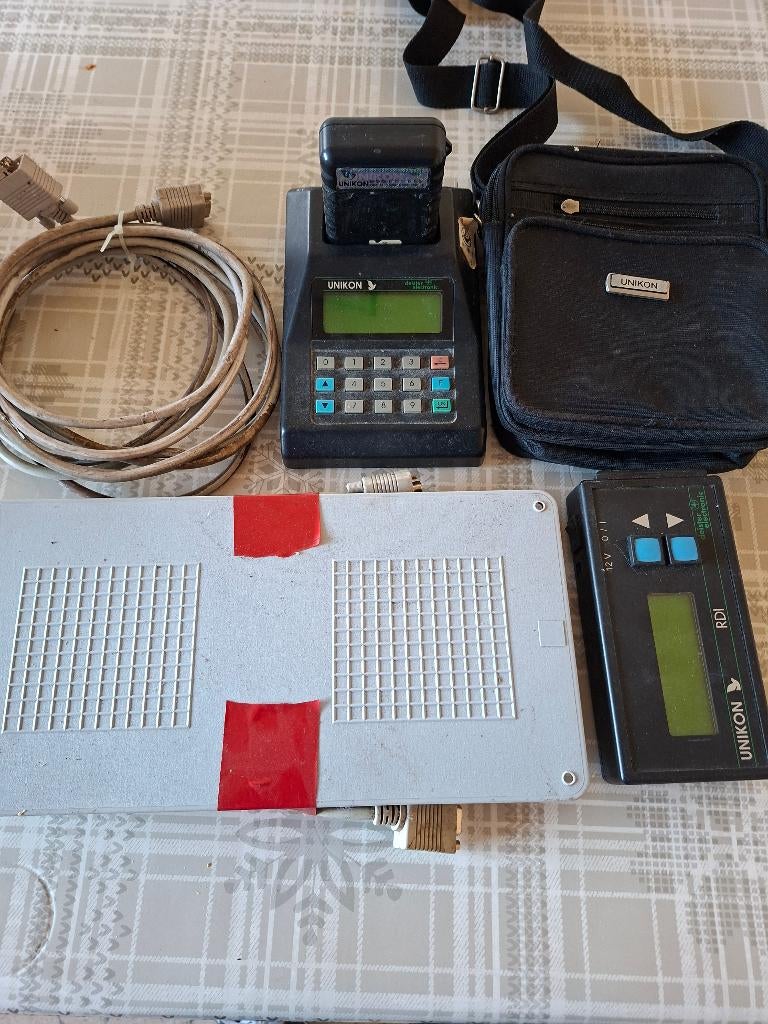 Elektronisch systeem duiven UNIKON, Enlèvement, Utilisé