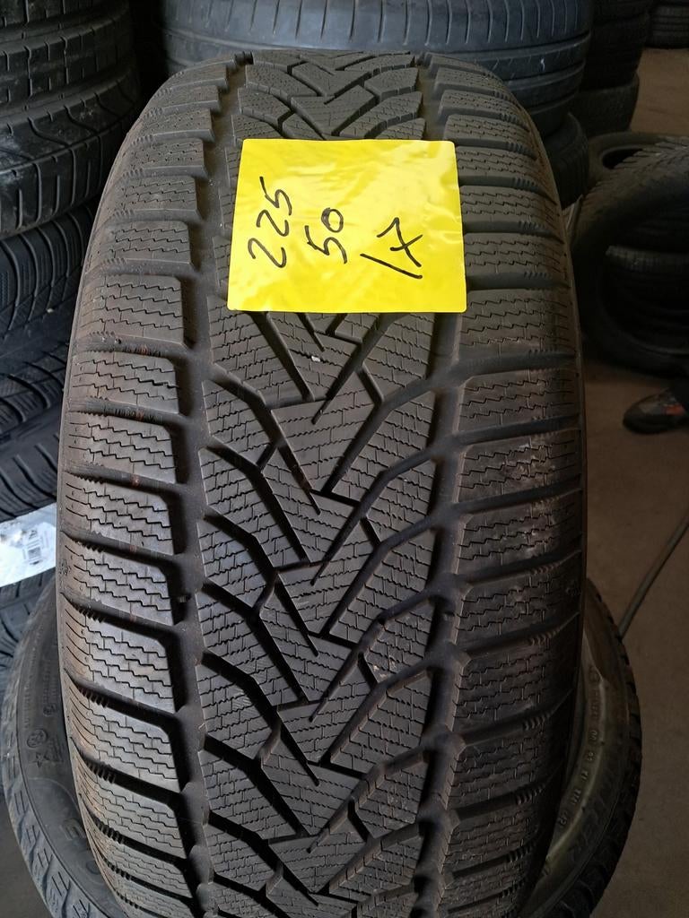 225 50 17 225/50/17 225/50r17 Démo hivernale d'Uniroyal, Autos : Pièces & Accessoires, Enlèvement