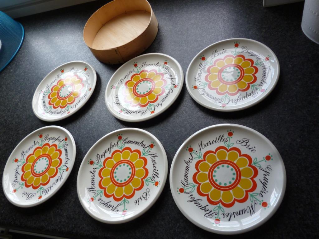 6 assiettes à fromage vintage sixties déco coloré porcelaine, Enlèvement