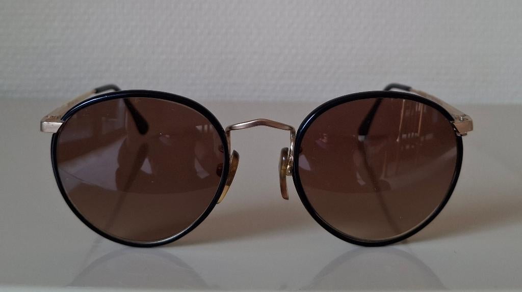 Vintage zonnebril Georgio Armani met etui, Ophalen of Verzenden, Zonnebril