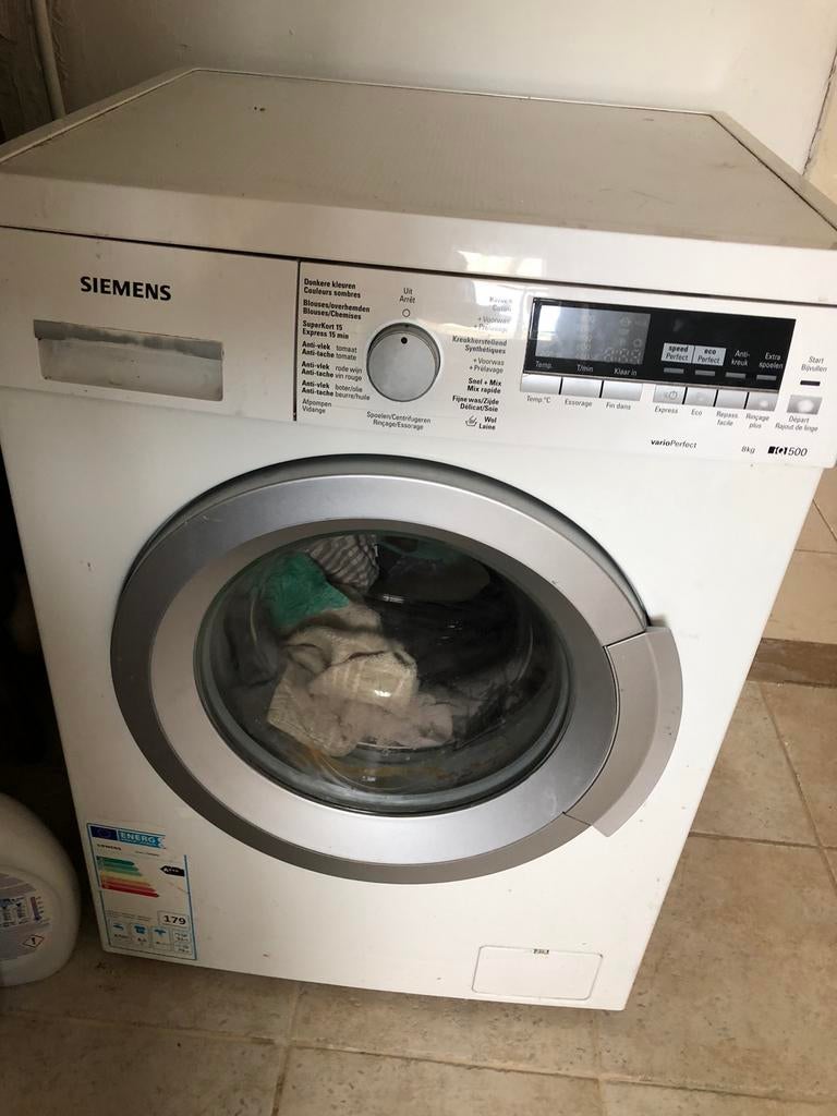 Te koop Siemens wasmachine ., Elektronische apparatuur, Wasmachines, Ophalen, Zo goed als nieuw, Voorlader, 85 tot 90 cm