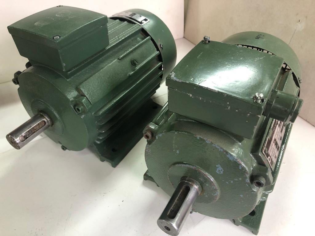 2 moteurs  2.2KW, Bricolage & Construction, Électricité & Câbles, Enlèvement, Utilisé, Autres types