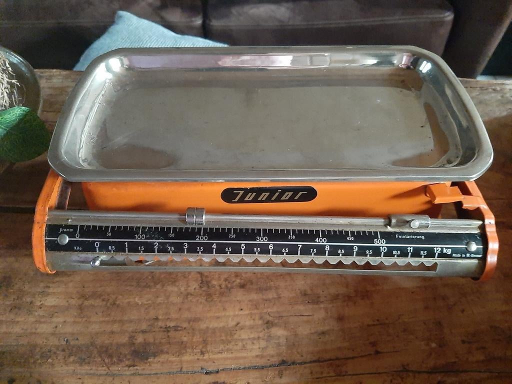 Vintage oranje keukenweegschaal merk Junior, Enlèvement ou Envoi, Comme neuf, Balance de cuisine