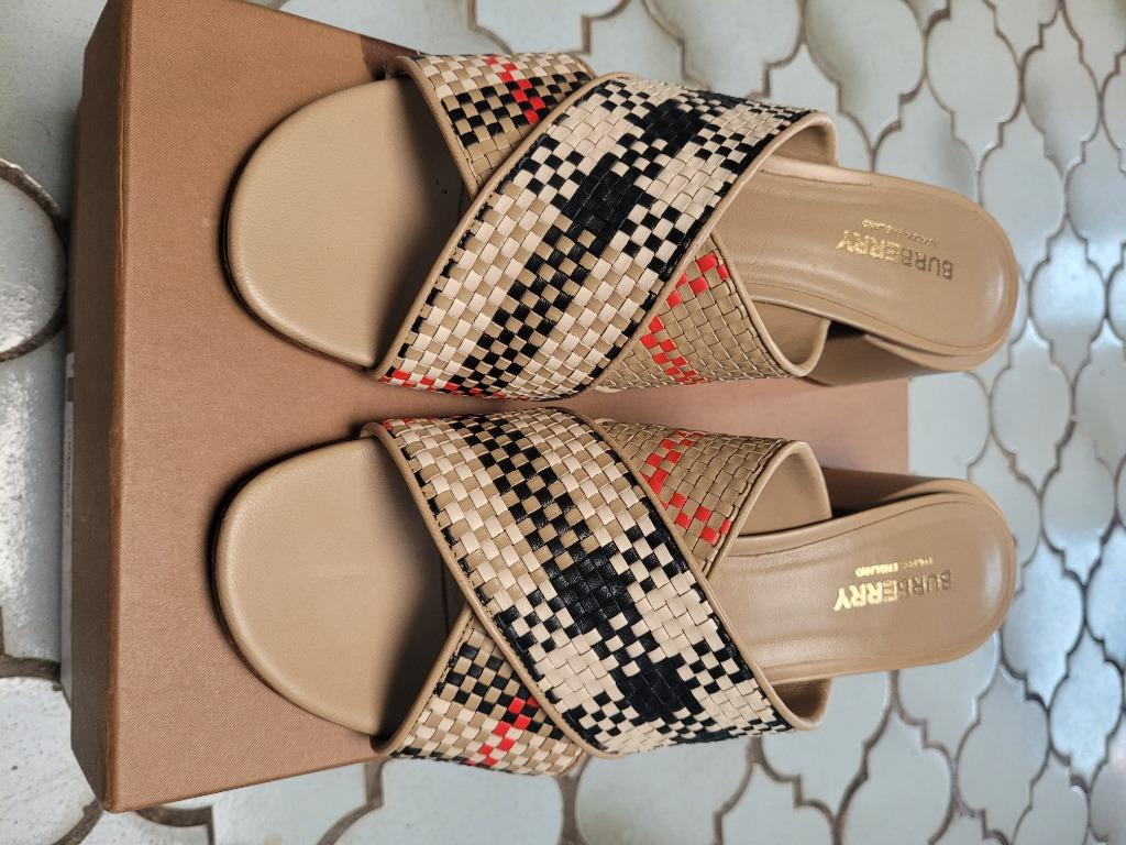 Burberry, Kleding | Dames, Schoenen, Ophalen of Verzenden, Zo goed als nieuw, Burberry, Instappers