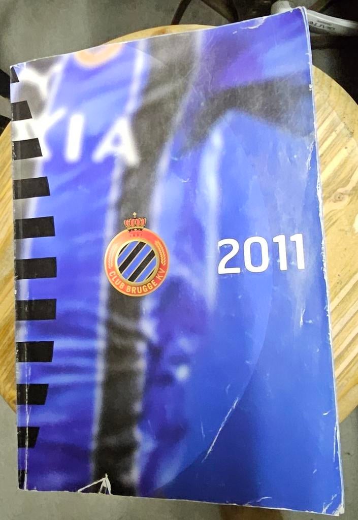 CLUB BRUGGE Jaarboek 2011
156 pagina's, Ophalen of Verzenden, Zo goed als nieuw