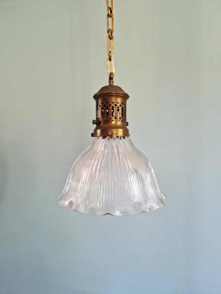 Grande suspension Holophane en verre rainuré, 1920-30, Enlèvement ou Envoi