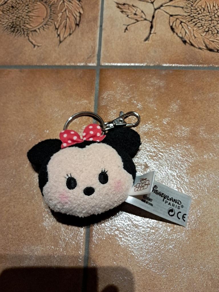 Mini-Minnie Mouse-sleutelhanger van Disneyland Paris, Ophalen of Verzenden, Nieuw, Knuffel of Figuurtje