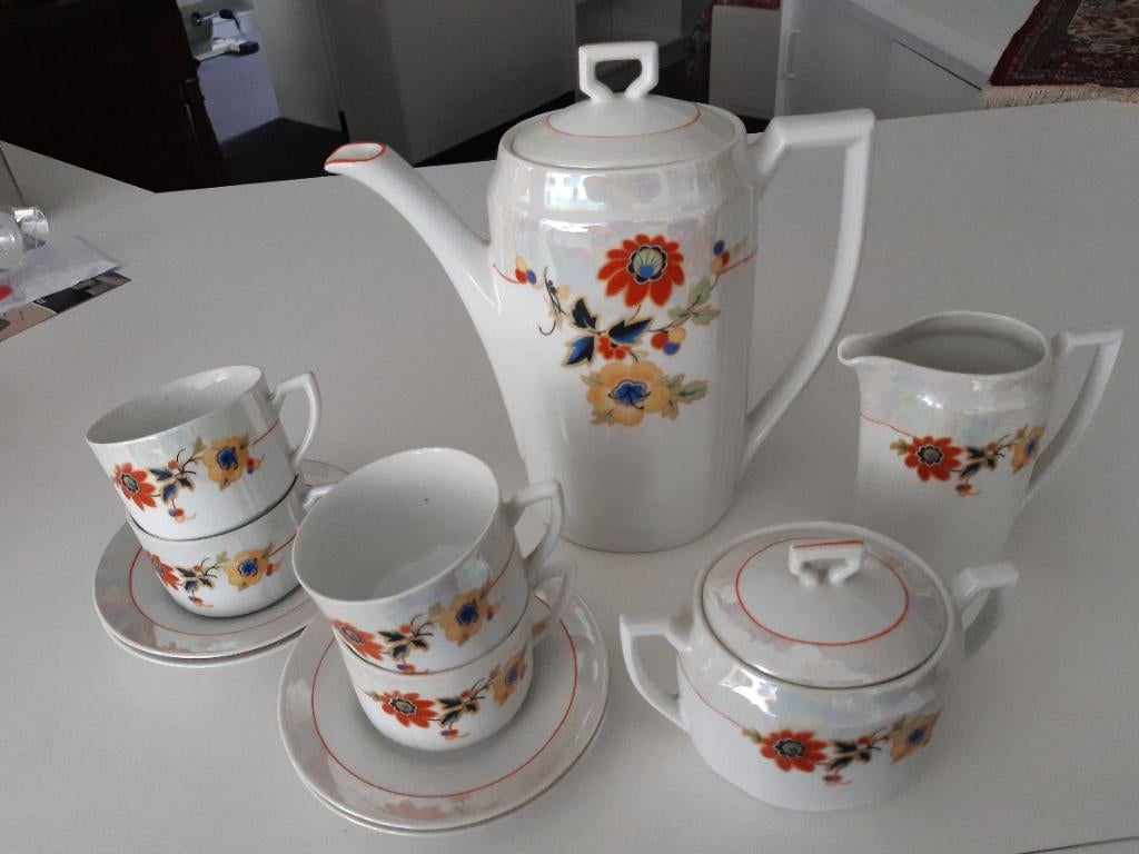 Koffieservies, Ophalen