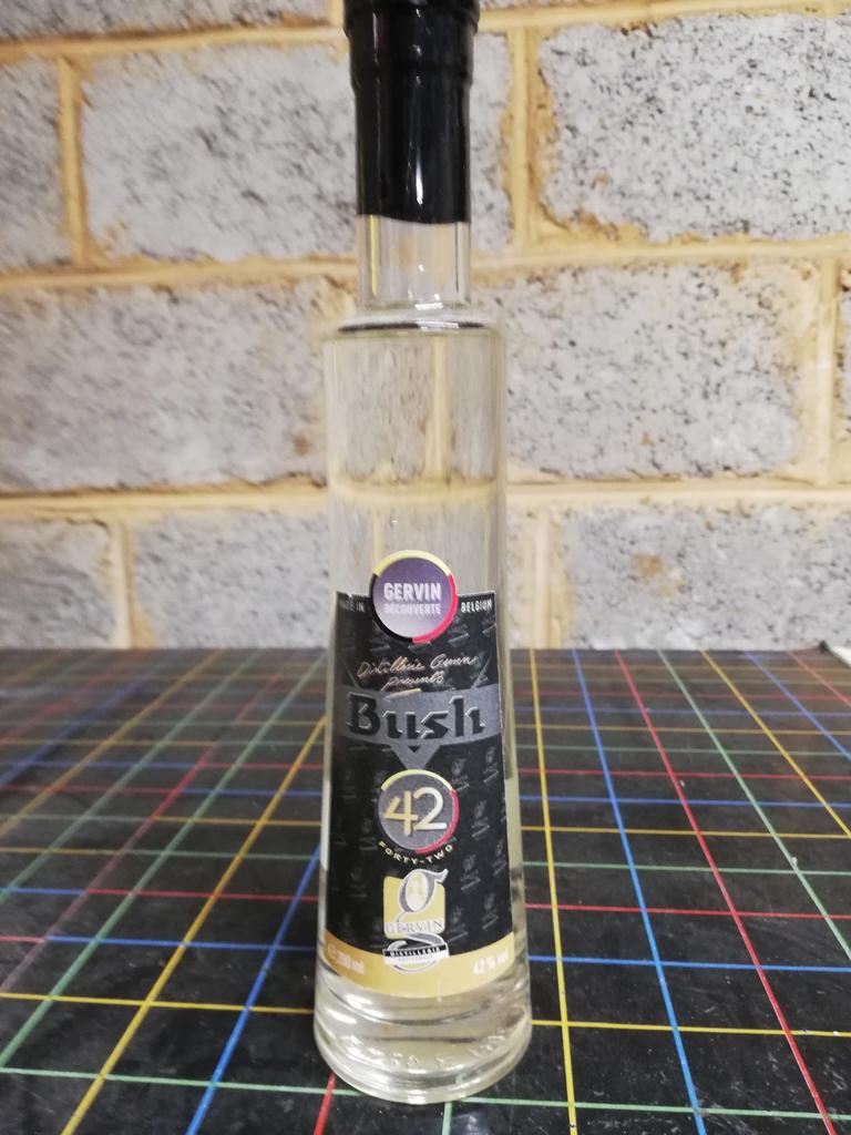 Eau de vie Bush 42, Enlèvement ou Envoi