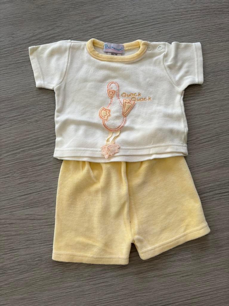 Short + t-shirt maat 56, Ophalen of Verzenden, Zo goed als nieuw, Jongetje of Meisje, Setje