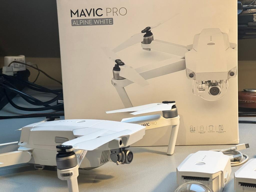 Mavic Pro Alpine Fly More Combo met extra accessoires, Enlèvement ou Envoi, Comme neuf, DJI