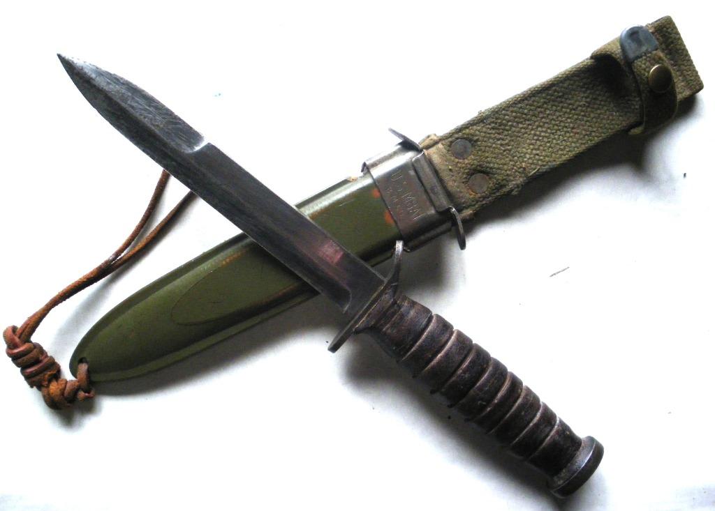 Poignard US M3 marquage Utica sur la lame fourreau M8A1 BMCo, Collections, Objets militaires | Seconde Guerre mondiale, Armée de terre