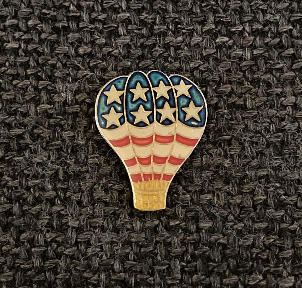 PIN - LUCHTBALLON - MONTGOLFIÈRE - USA, Envoi, Utilisé, Transport, Insigne ou Pin's