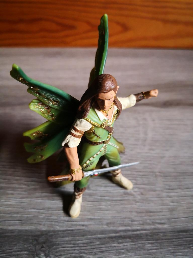 Schleich 70439 Bayala Falaroy figuur, Enlèvement