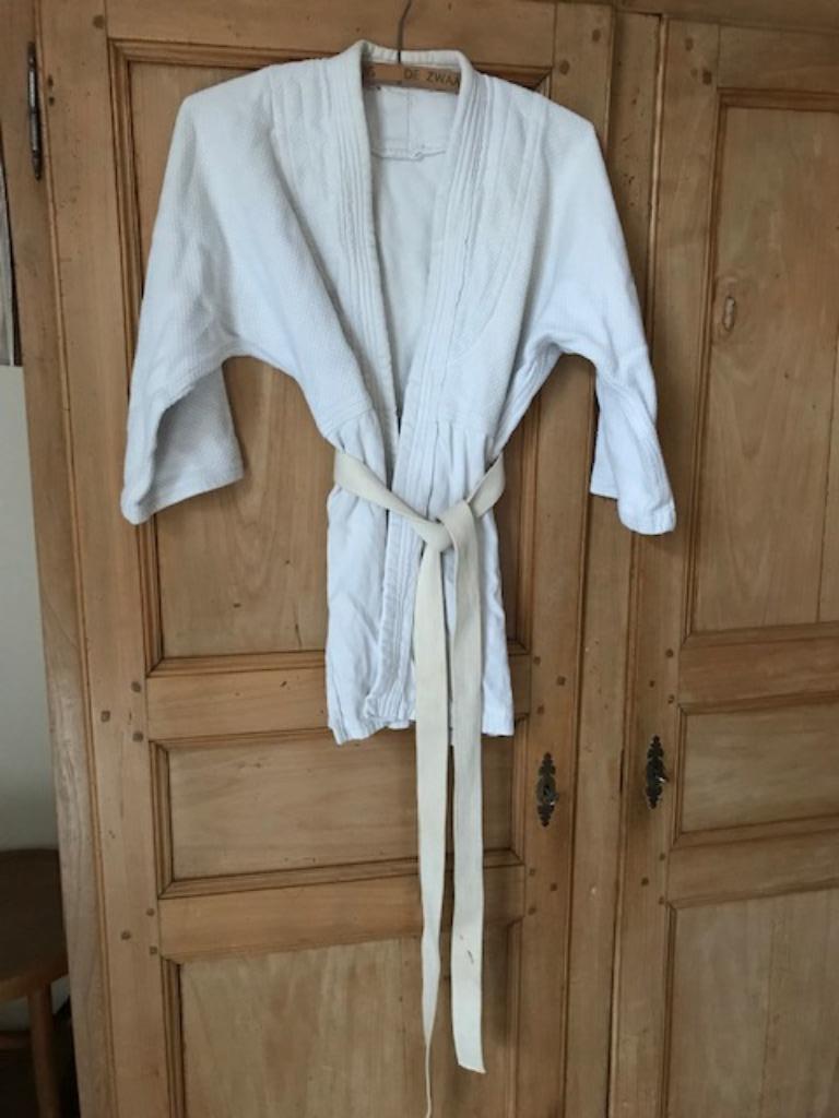 verstevigd judopak met band/gordel 1m57, Ophalen of Verzenden, Gebruikt, Judo, Vechtsportkleding