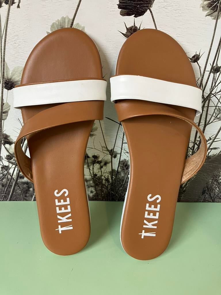 TKees slippers leder maat 39 als nieuw, Ophalen of Verzenden, Slippers