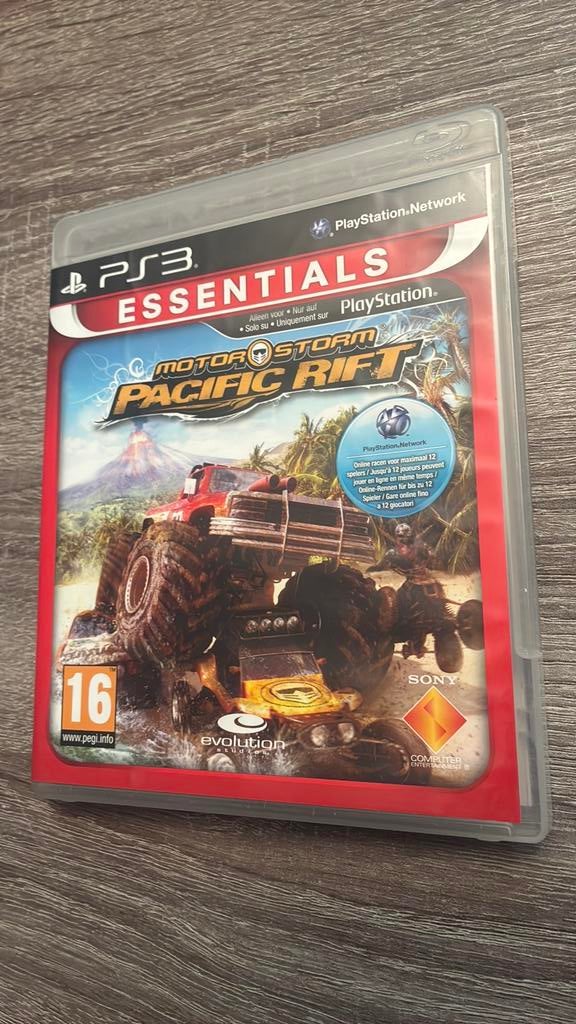 MotorStorm Pacific Rift Essentials, PS3, Consoles de jeu & Jeux vidéo, Online, Enlèvement ou Envoi, Comme neuf, 3 joueurs ou plus