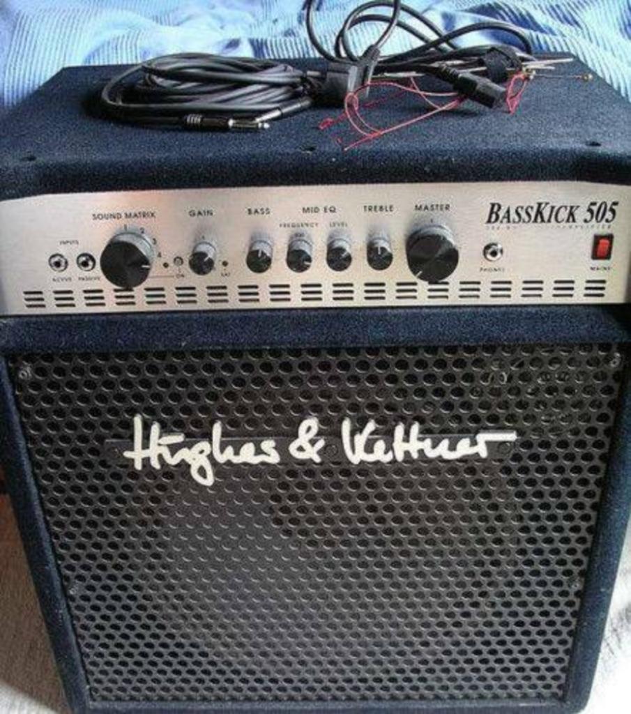 Hughes & Kettner - Basskick 505 - ampli basse 200Watt!, Enlèvement, Utilisé, Guitare basse, 100 watts ou plus