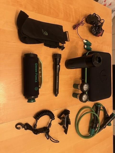 Lampe de plongée Green force, Sports nautiques & Bateaux, Plongée, Enlèvement, Utilisé, Lampe de plongée